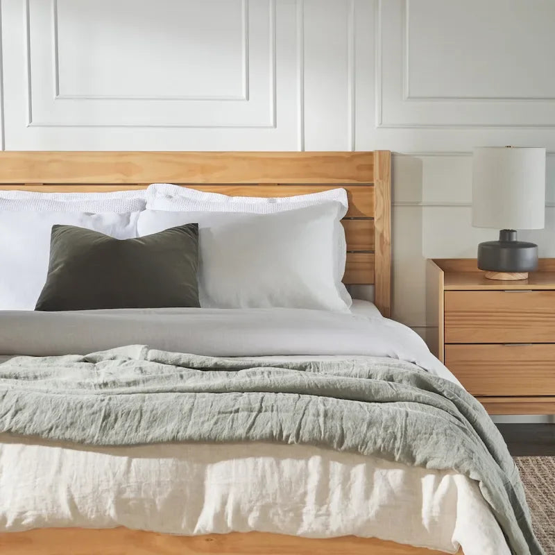 Minimalist Queen Bedframe