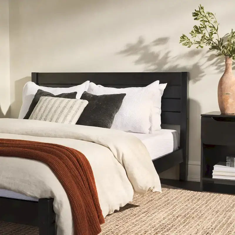 Minimalist Queen Bedframe