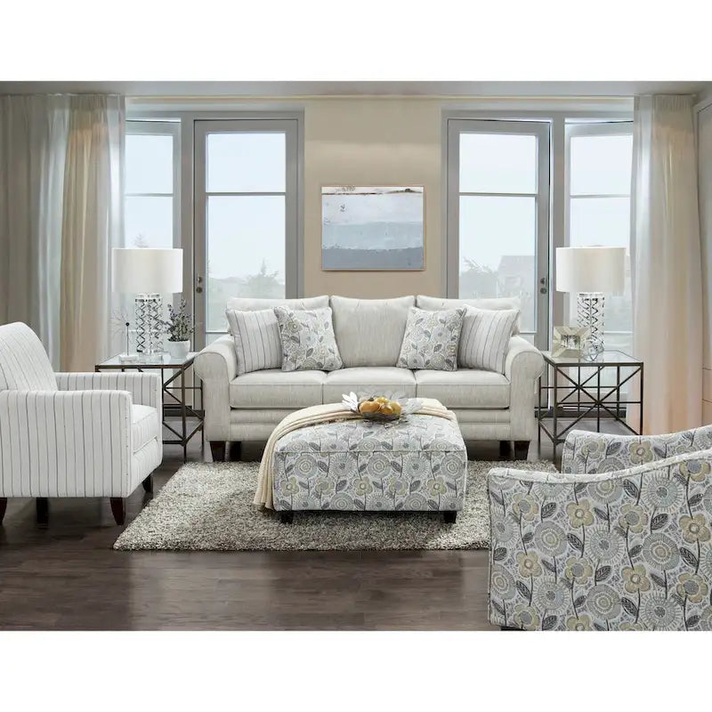 Poltrona decorativa floreale con braccioli svasati e cuscino reversibile
